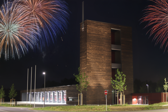 Gerätehaus-Feuerwerk